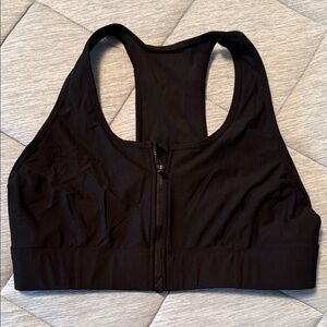 Fabletics On-The-Go Zip-Front Medium Impact Sports Bra